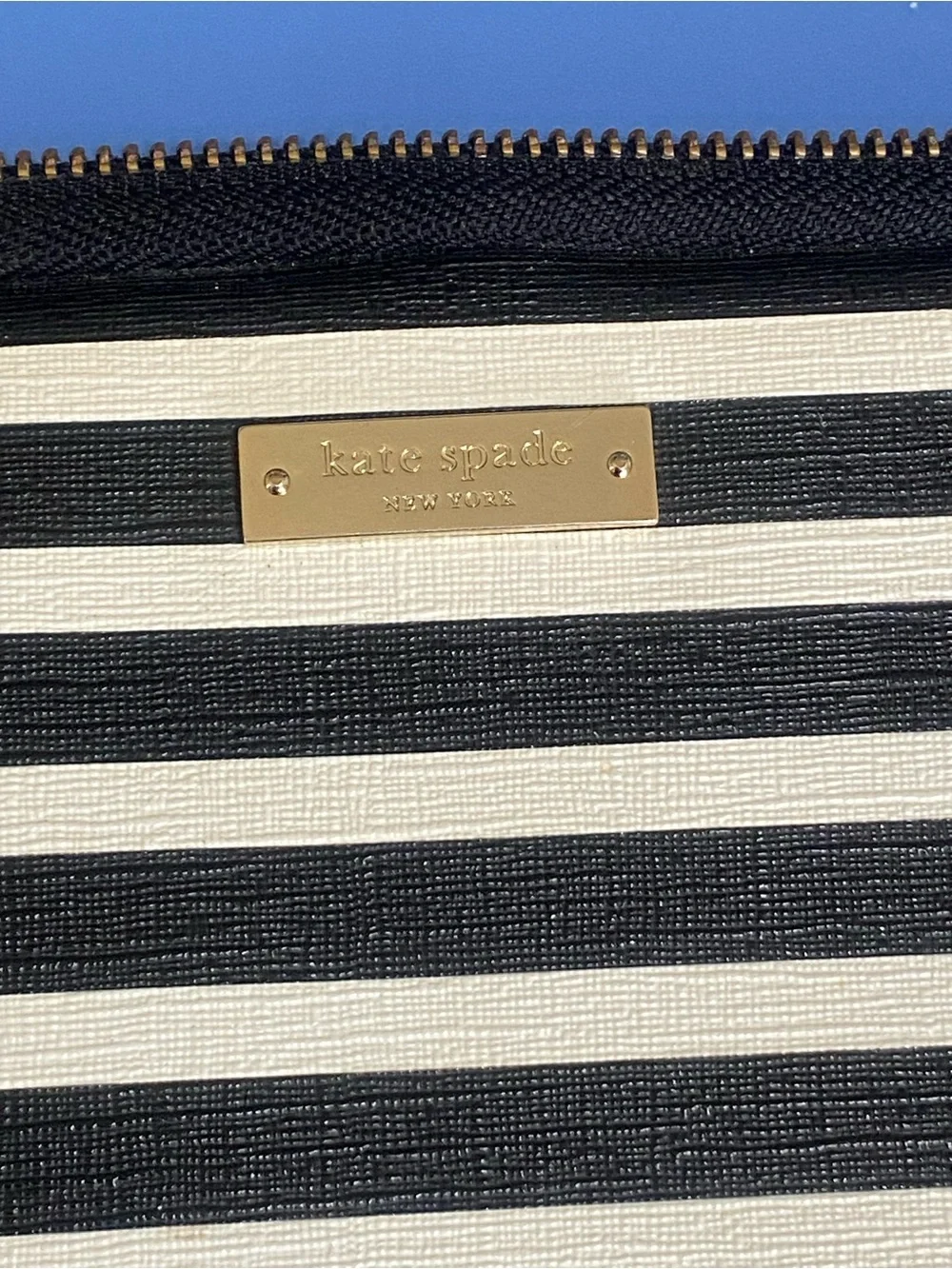 Laptop case Kate Spade Black and White Striped Zip Pouch with Gold Plate - Picture 2 of 7
